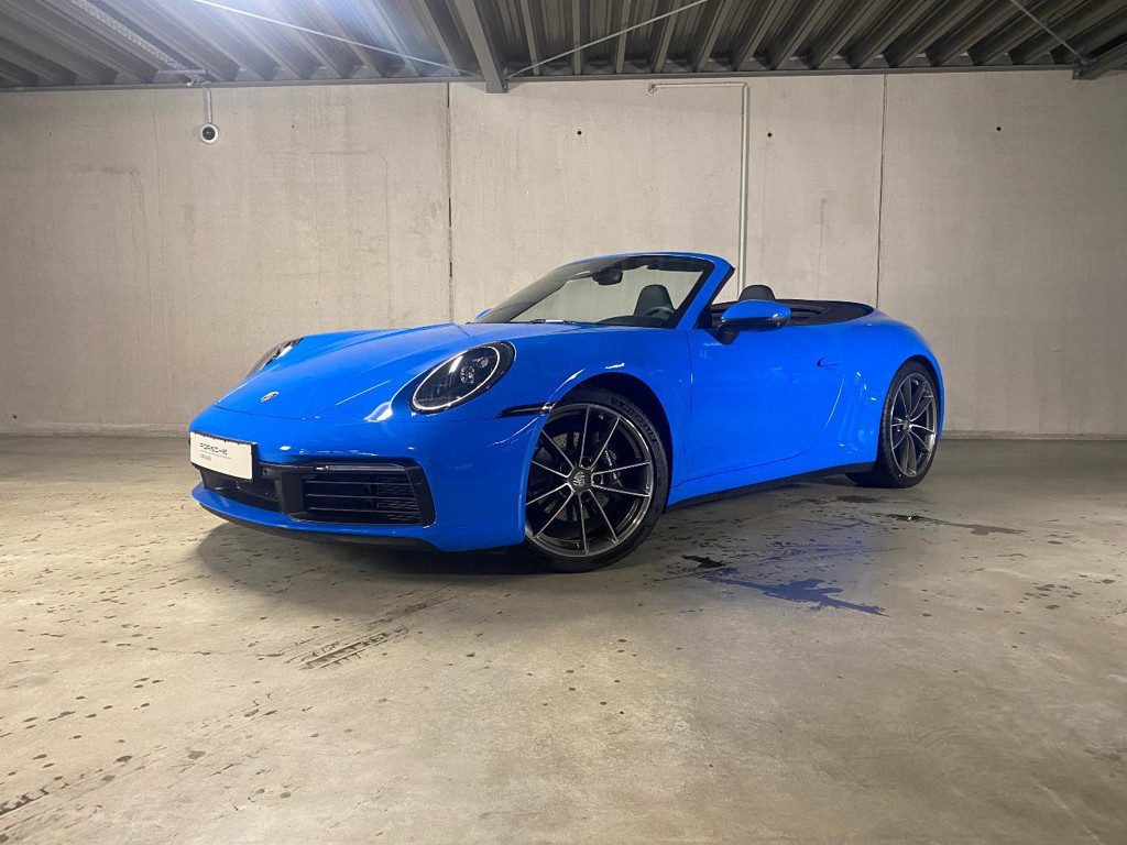 Porsche 911 992 Carrera Cabriolet