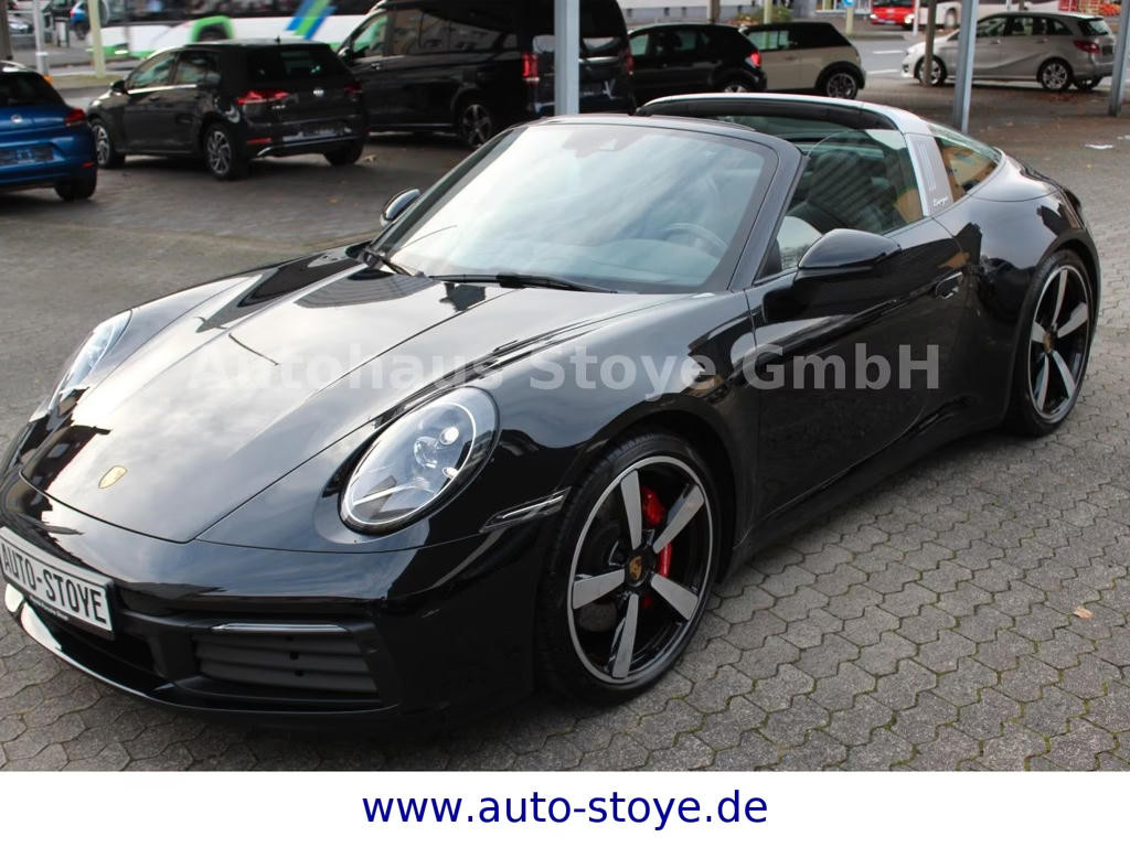 Porsche 911 4 992 Cabriolet Targa