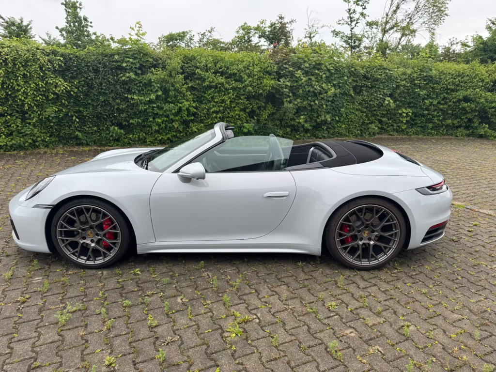 Porsche 911 4S 992 Cabriolet