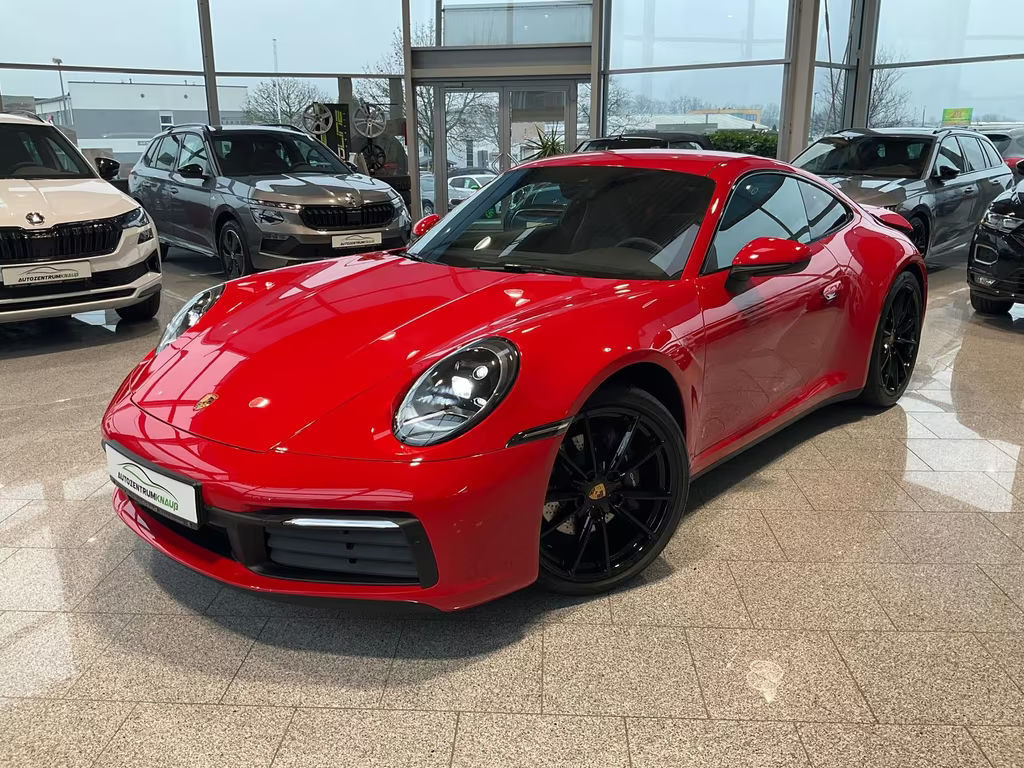 Porsche 911 4 992 Carrera