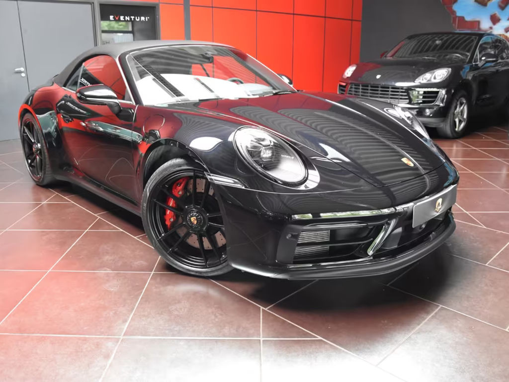 Porsche 911 GTS 4 992 Carrera Cabriolet