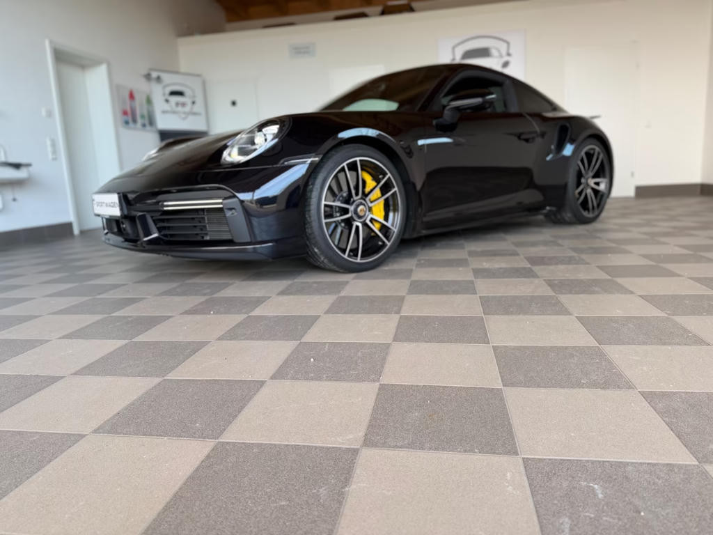 Porsche 911 Turbo 992
