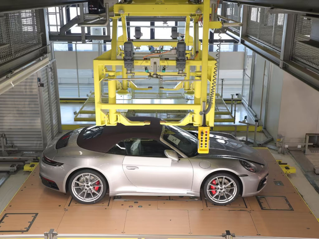 Porsche 911