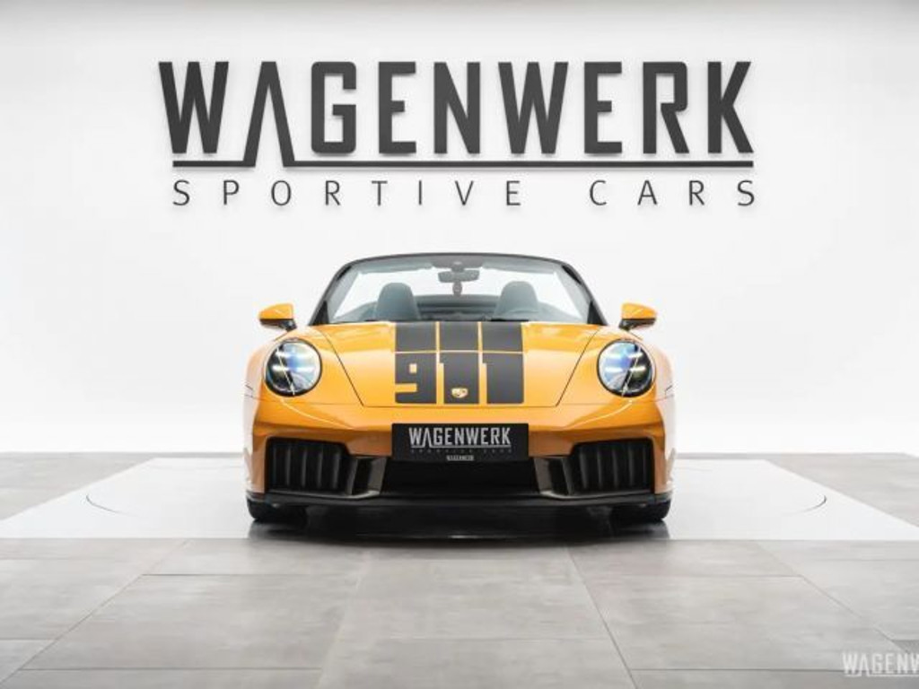Porsche 911