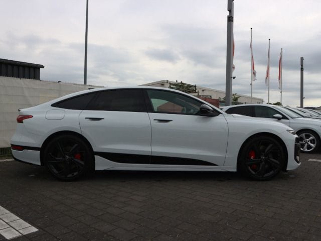 Audi A6 e-tron