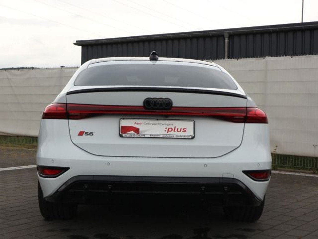 Audi A6 e-tron