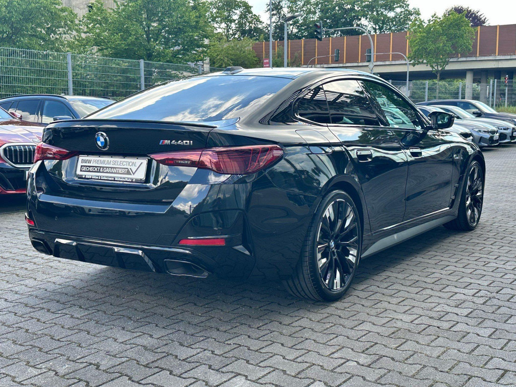 BMW M440