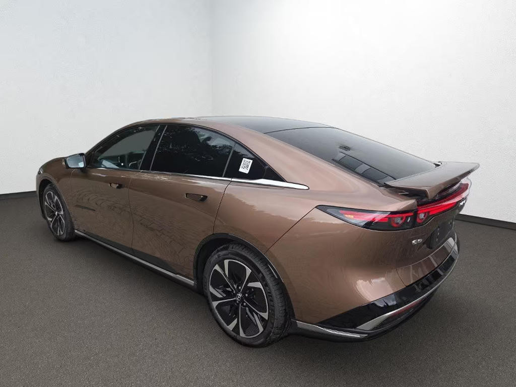 Mazda 6e