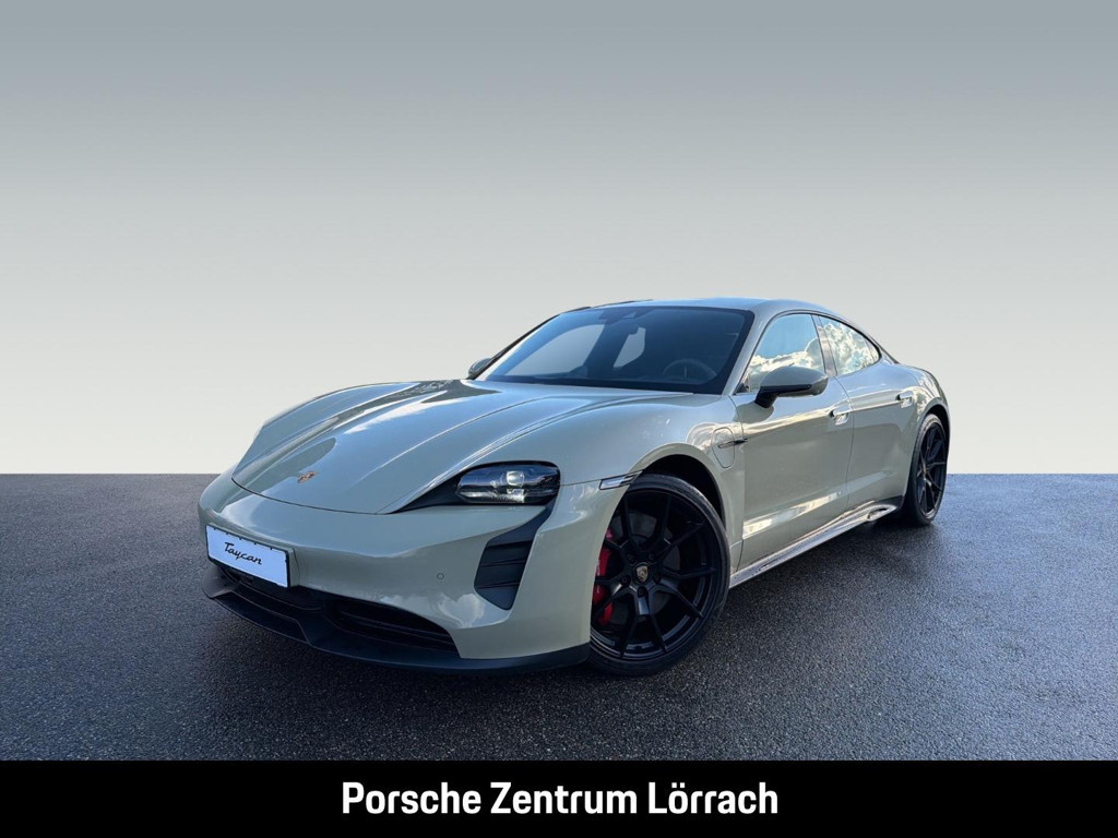 Porsche Taycan GTS