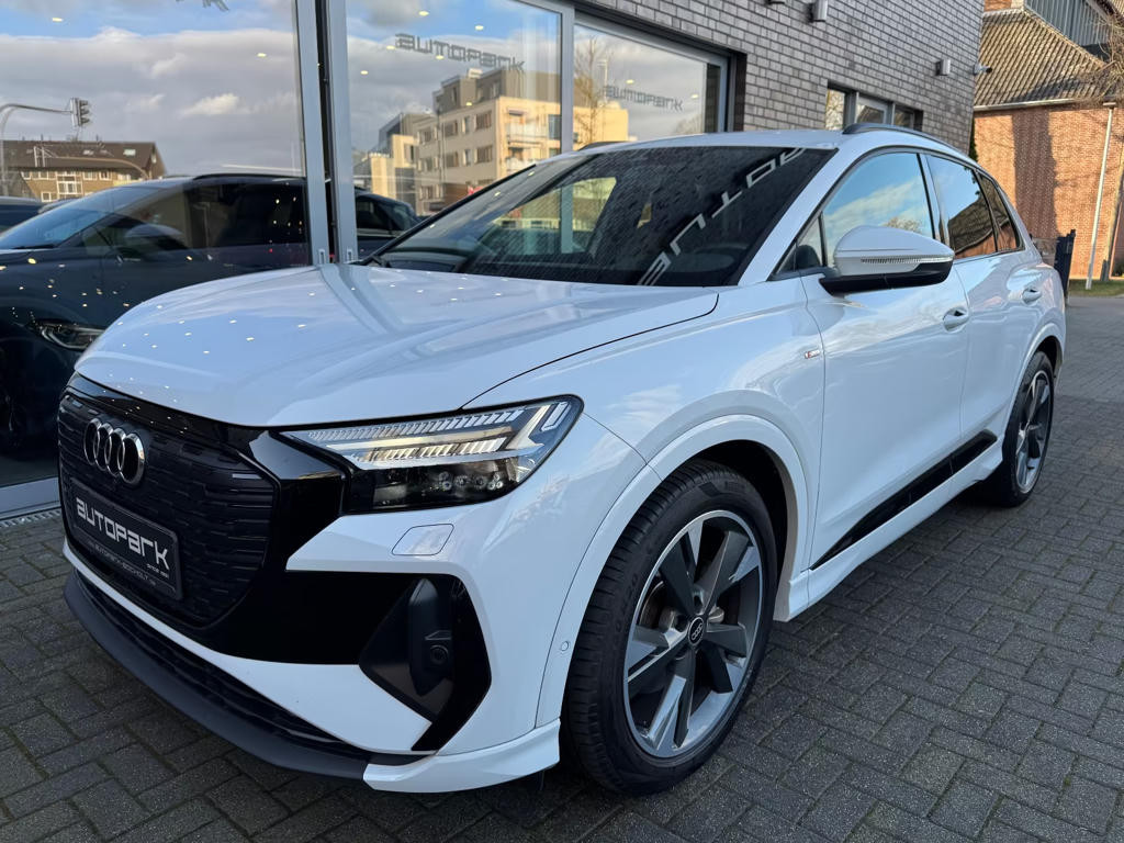 Audi Q4 e-tron S-Line 35