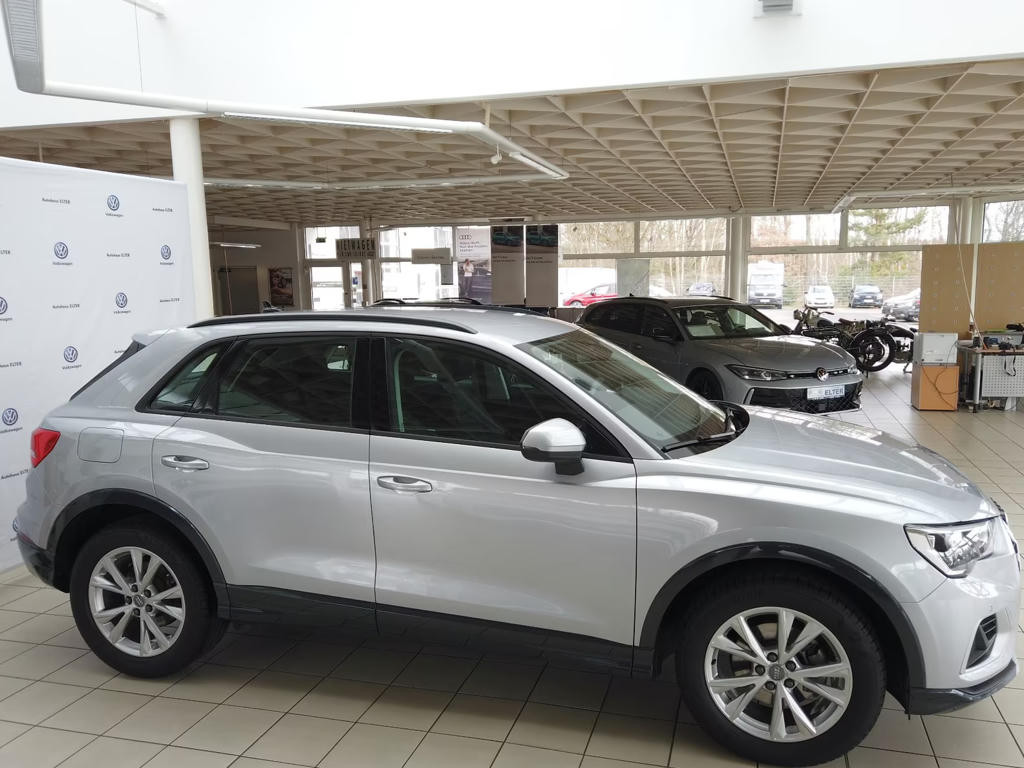Audi Q3 S-Tronic 35 TFSI