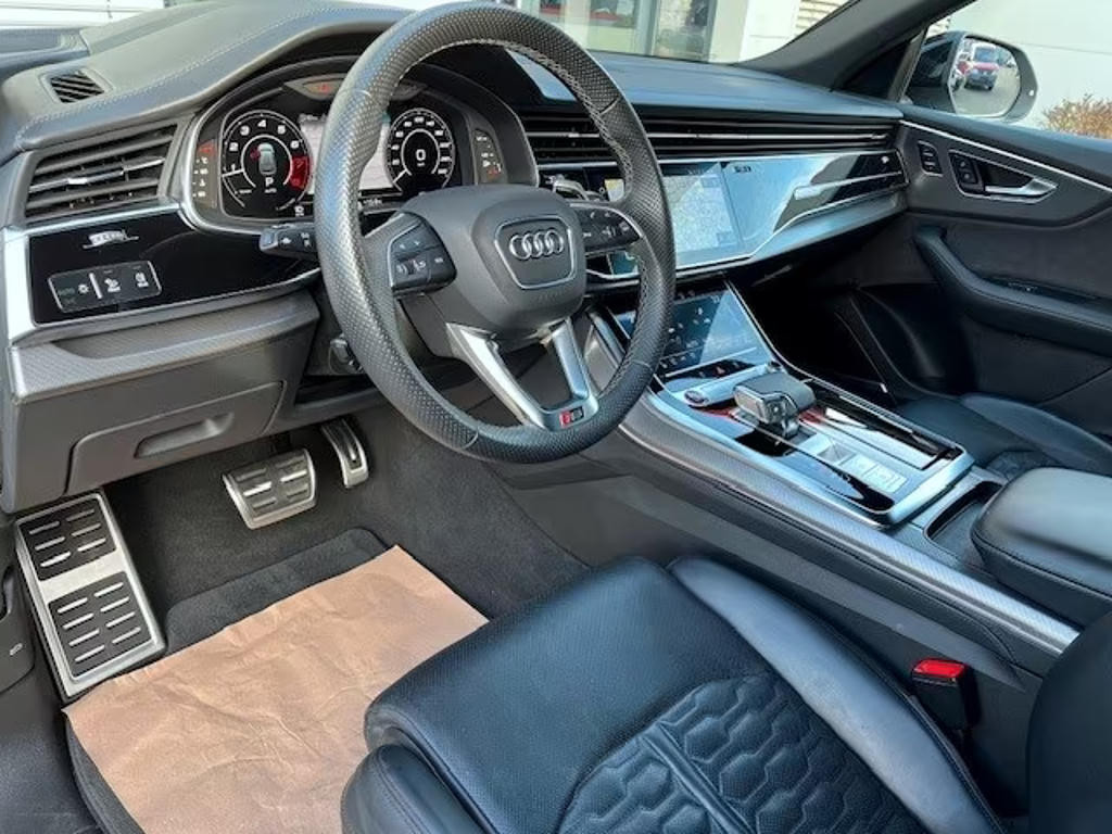 Audi RS Q8