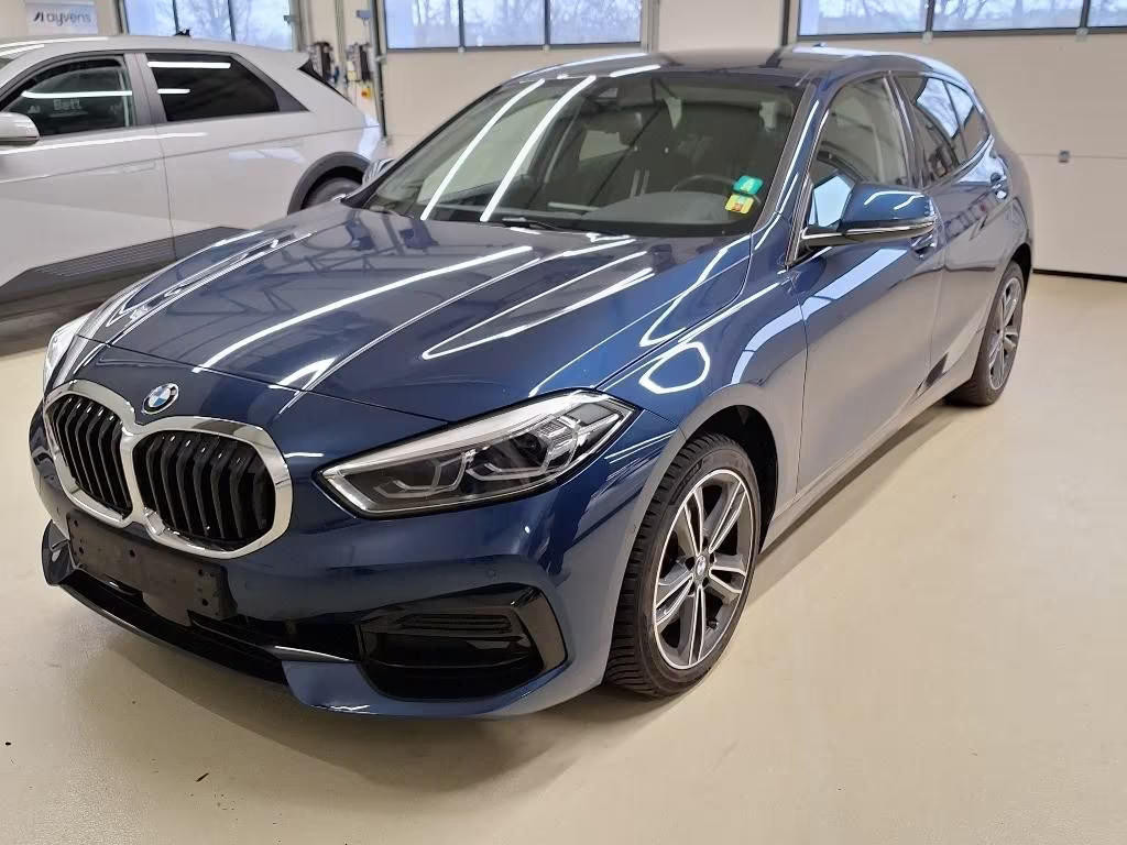 BMW 1 Serie 118 Sport Line Sedan 118d