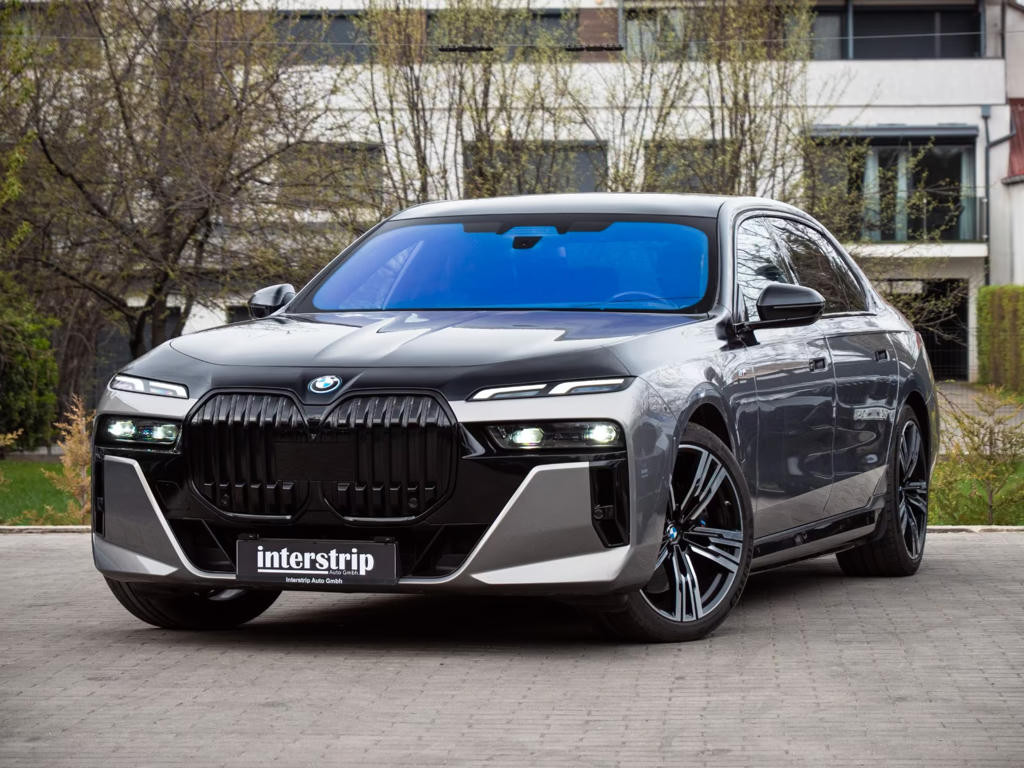 BMW i7 M-Sport Sedan