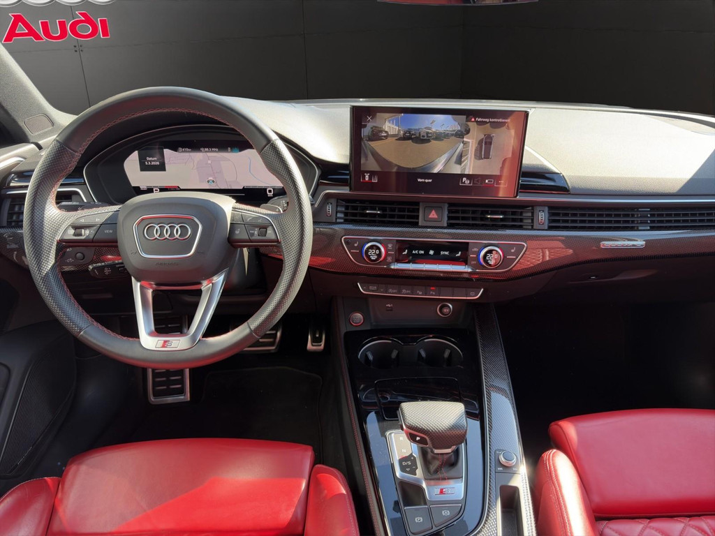 Audi S4