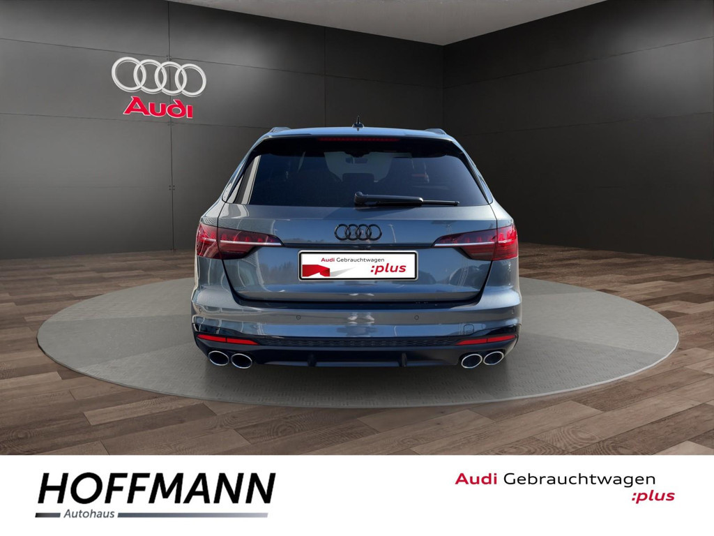 Audi S4
