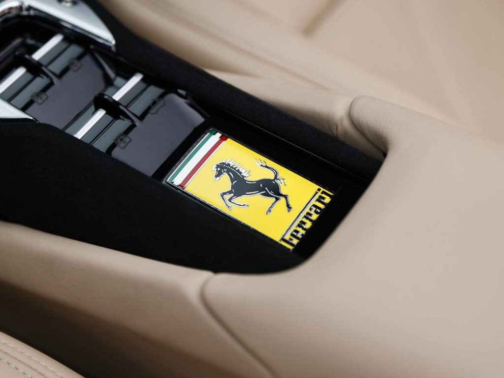 Ferrari 296 GTS