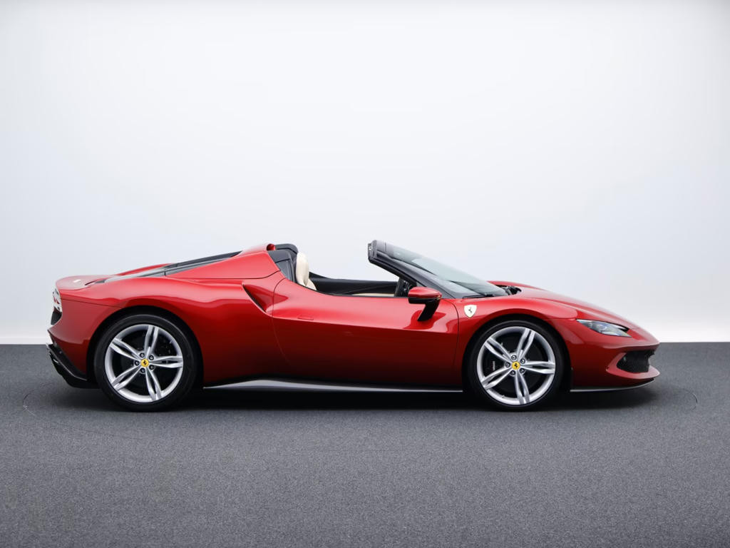 Ferrari 296 GTS