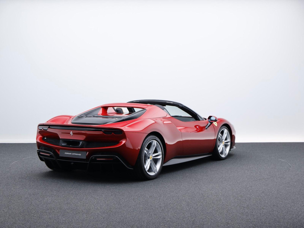 Ferrari 296 GTS