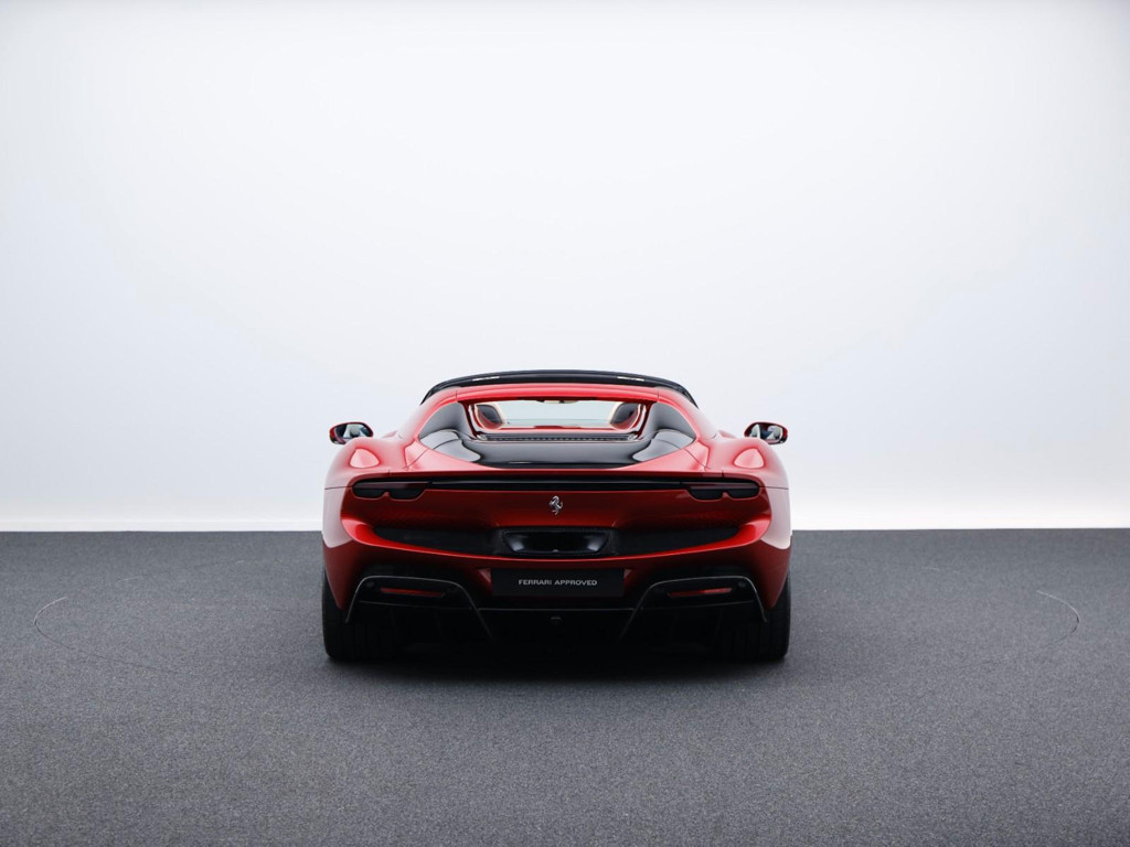 Ferrari 296 GTS