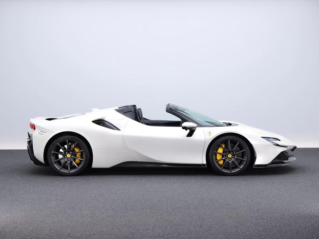 Ferrari SF90