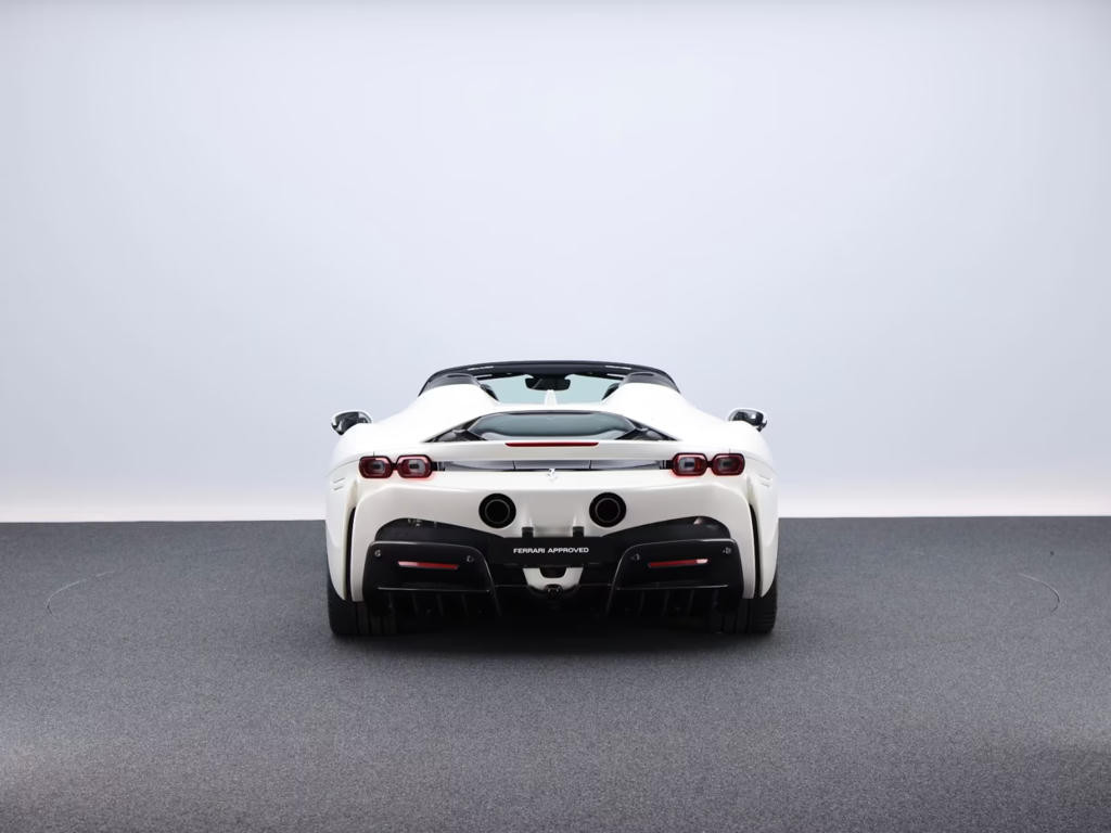 Ferrari SF90