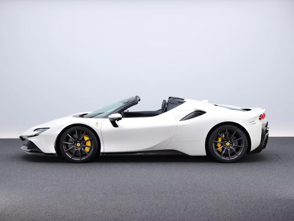 Ferrari SF90