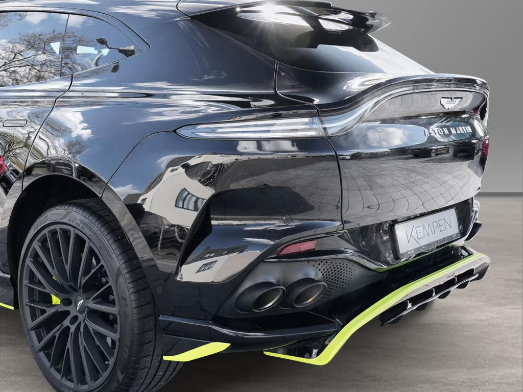 Aston Martin DBX