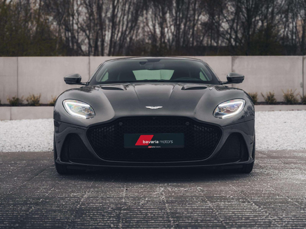 Aston Martin DBS