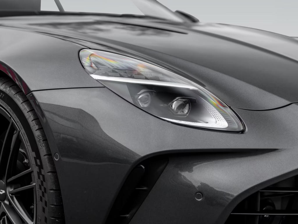 Aston Martin V8 Vantage