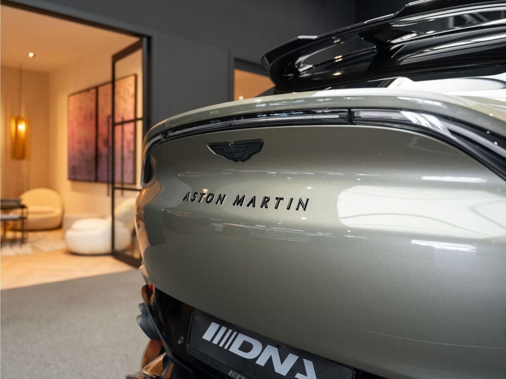 Aston Martin DBX