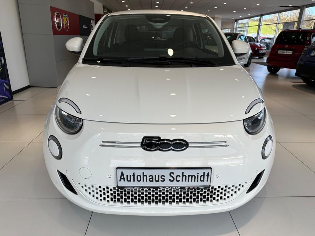 Fiat 500e 42 kWh