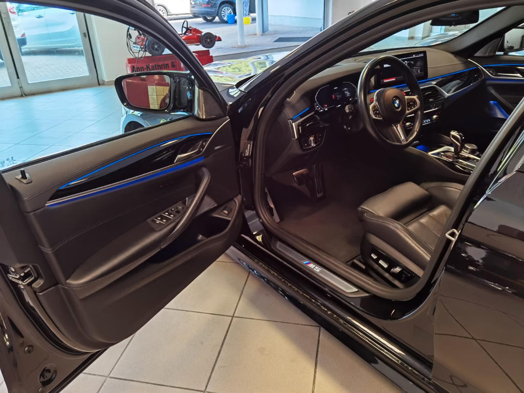 BMW M5