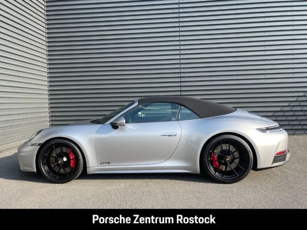 Porsche 911 GTS 992 Carrera Cabriolet