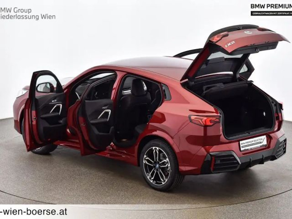 BMW iX2