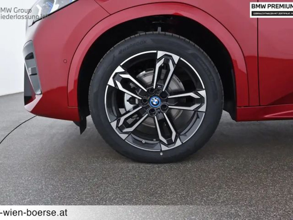 BMW iX2