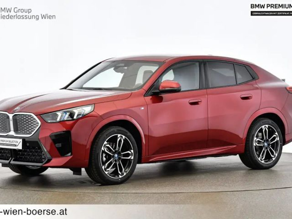 BMW iX2
