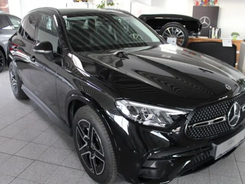 Mercedes-Benz GLC-Klasse GLC 220 4MATIC AMG Line GLC 220 d