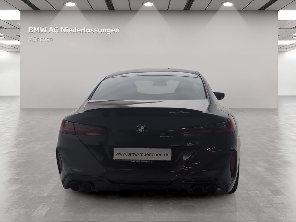 BMW M8