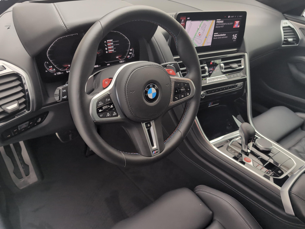 BMW M8