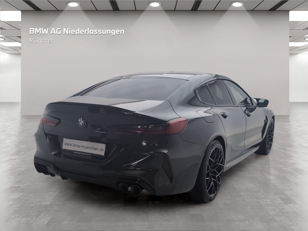 BMW M8