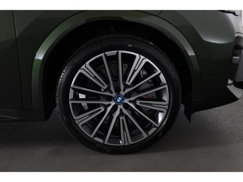 BMW iX2