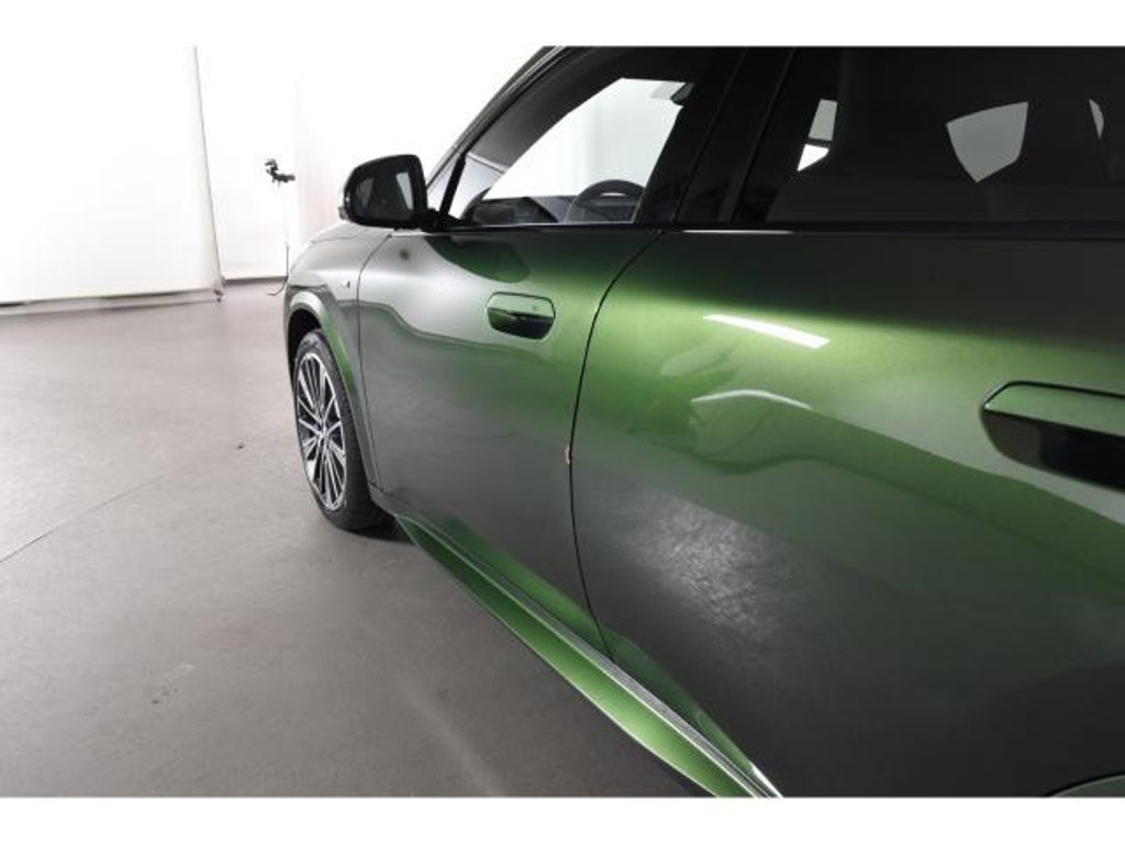 BMW iX2