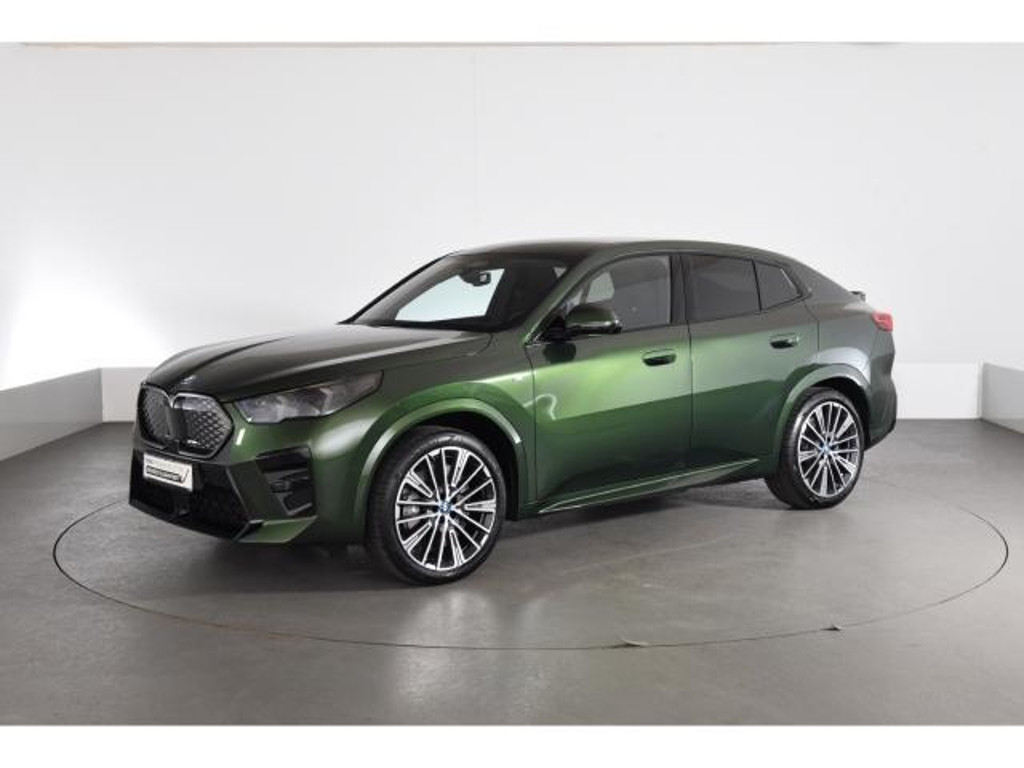 BMW iX2