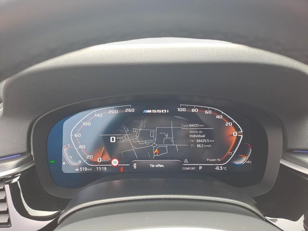 BMW M550