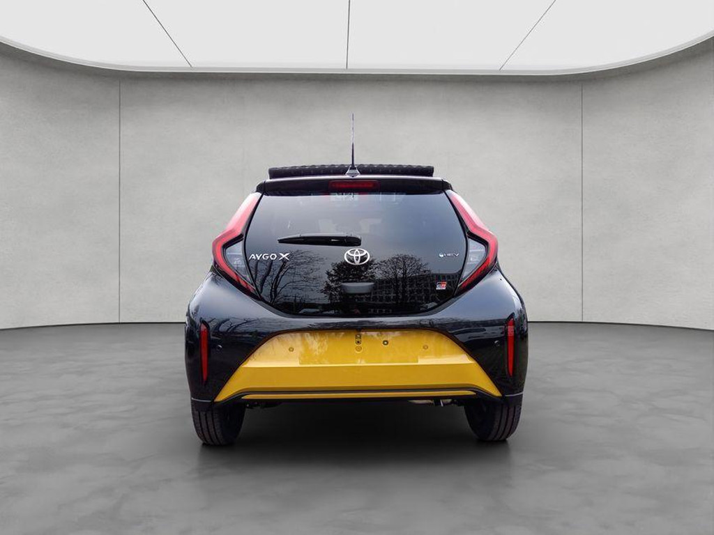 Toyota Aygo X GR Hybride