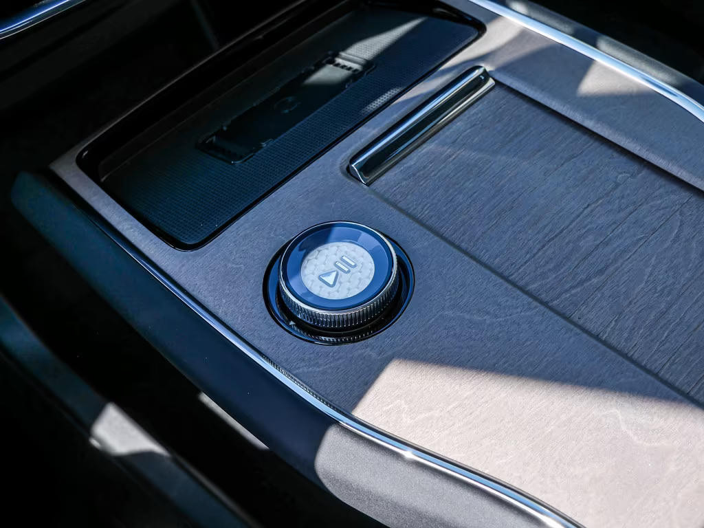 Volvo EX90