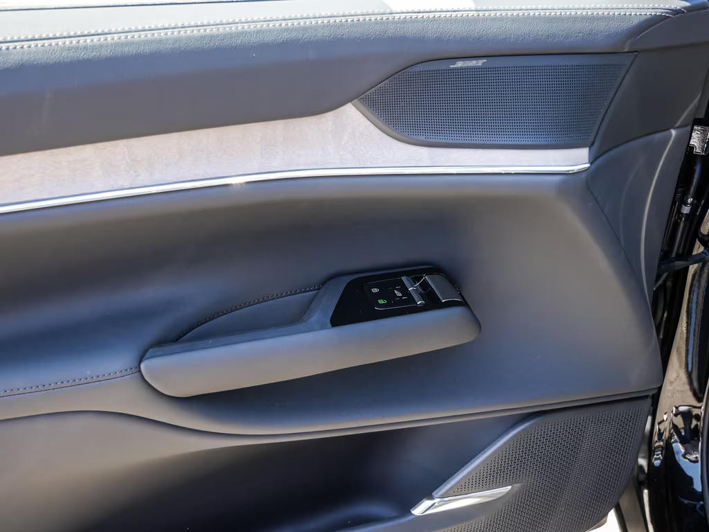 Volvo EX90
