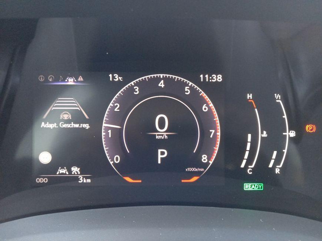 Lexus LBX