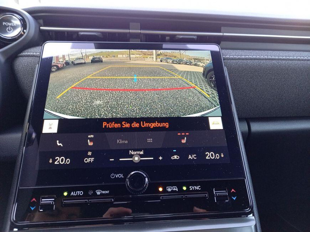 Lexus LBX